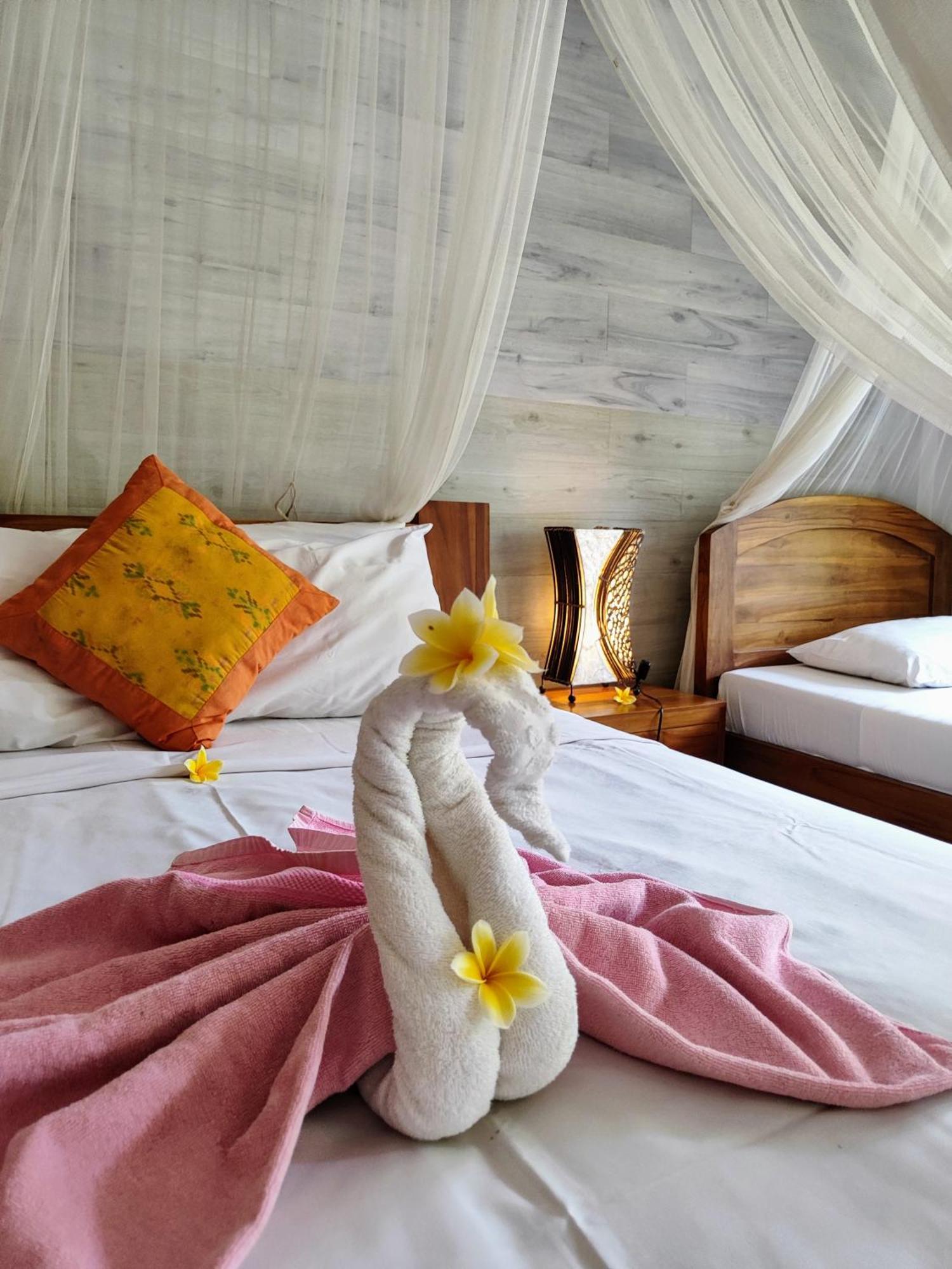 Mandia Bungalows Ubud Oda fotoğraf
